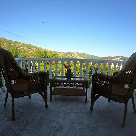 Casa Botanica Feriehus *